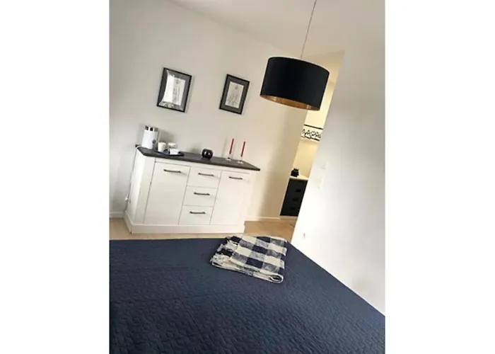 Geschmackvoller Neubau In Zirndorf. Daire
